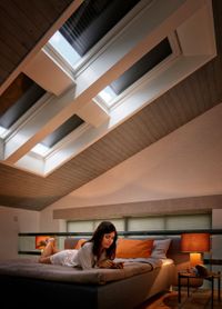 Persianas VELUX en combinación cuatro en tejado inclinado - LasMejoresVentanasdeTejado.com Persianas VELUX en combinación cuatro en tejado inclinado - LasMejoresVentanasdeTejado.com
