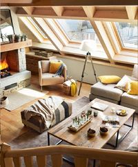 Ventana VELUX barnizada en su color - LasMejoresVentanasdeTejado Ventana VELUX barnizada en su color - LasMejoresVentanasdeTejado